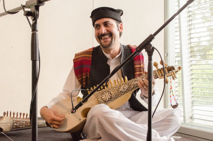 This is Pakistan 09 (1 of 1)